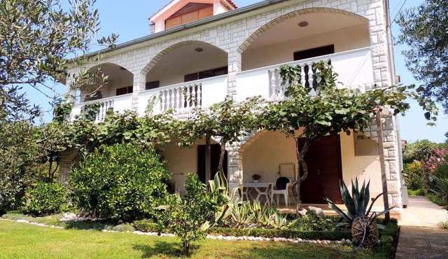 Holiday apartment with terrace