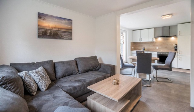 Holiday Apartment '9 und 40' with Garden & Wi-Fi
