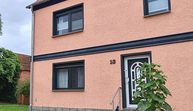 Holiday Apartment Havelnixe with Private Terrace and Wi-Fi
