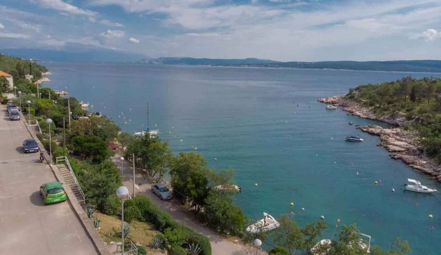 Holiday apartment only 40 m from the Adriatic Sea