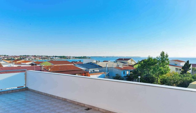 Holiday apartment with air conditioning and Internet