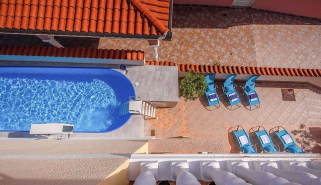 Holiday apartment with air conditioning
