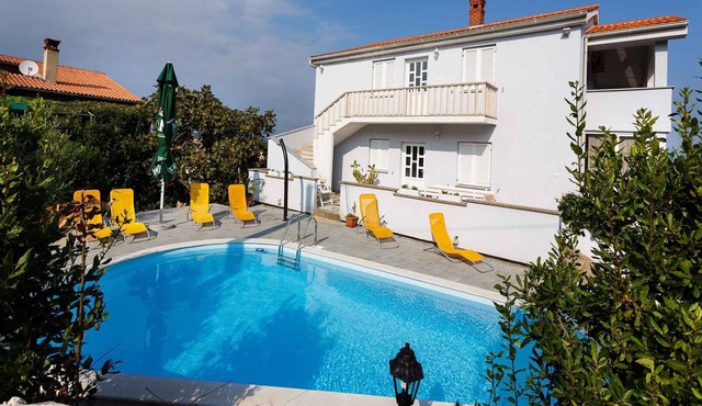 Holiday apartment with pool