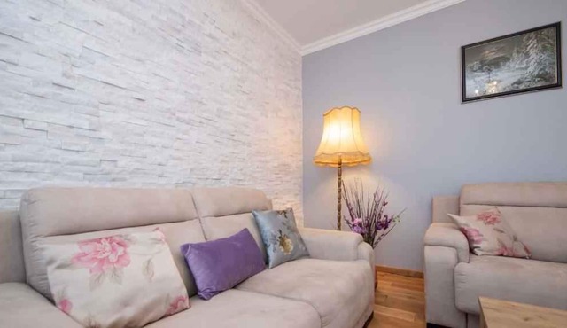 Holiday apartment with sea view and air conditioning