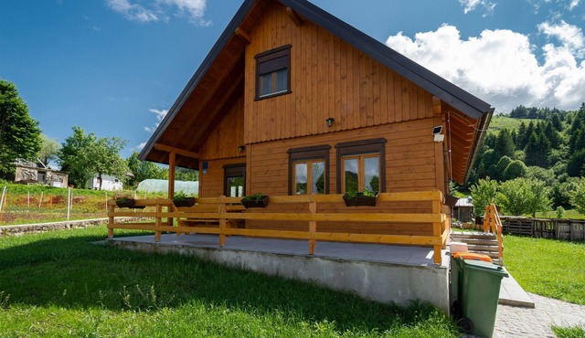 Holiday Home Butkovic - Three Bedroom Holiday Home