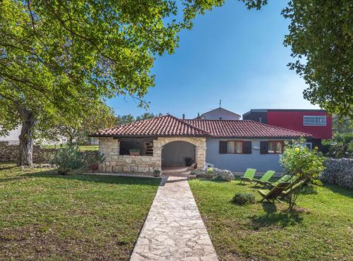 Holiday Home Cetina by Interhome