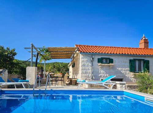 Holiday Home Dubrove by Interhome