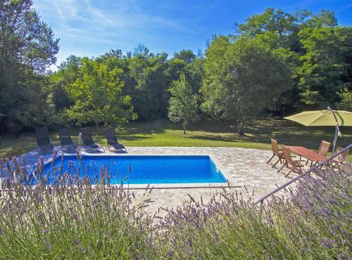 Holiday Home Green by Interhome