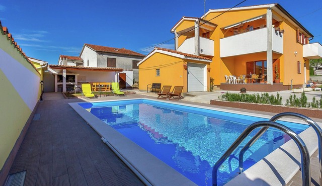 Holiday Home in Galizana with Private Pool