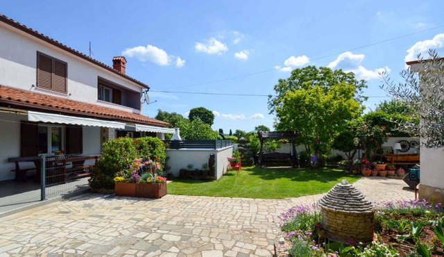 Holiday home in Manjadvorci - Istrien 8277