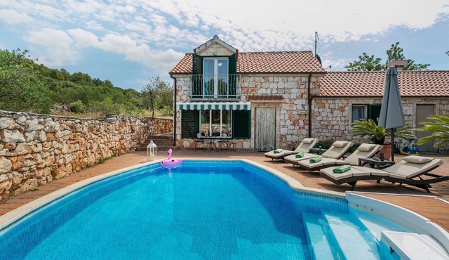Holiday Home in Marina near Beaches