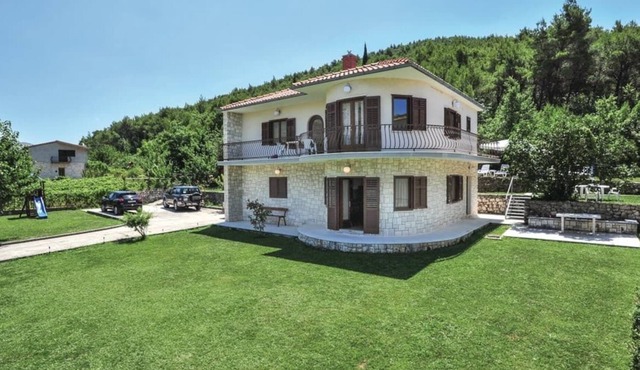HOLIDAY HOME NADA, Split - Srinjine