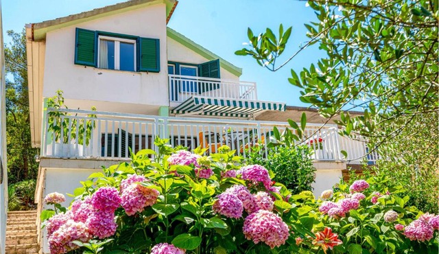 Holiday Home Ston 1