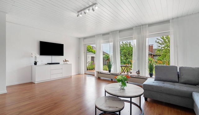 Holiday Home 'Urban 2.0' with Terrace and Private Garden