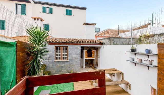 Holiday Home 'Vista Das Estrelas M4' with Sea View, Wi-Fi and Air Conditioning
