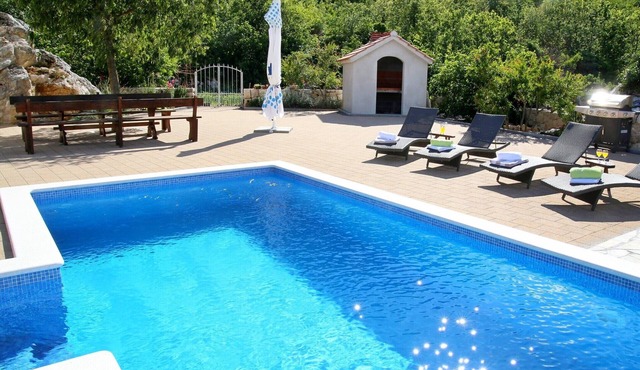 Holiday home Vicko, (15622), Žeževica, hr