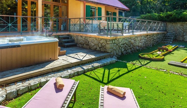 Holiday Home Villa Rosemary by Villas Guide