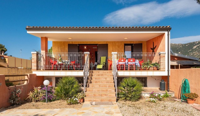 Holiday Home 'Villetta Delfino ' with Mountain View, Private Terrace and Private Garden