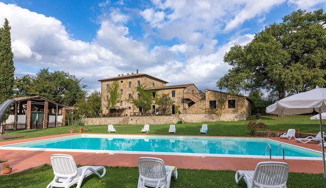 Holiday house Chiusdino for 1 - 12 persons with 4 bedrooms - Holiday home