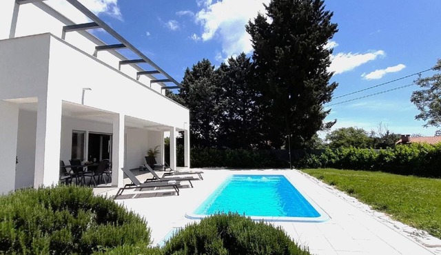 Holiday house Filipana for 1 - 6 persons with 3 bedrooms - Twin house