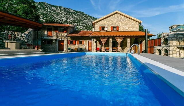 Holiday house for 8 persons approx. 140 qm in Crikvenica, Kvarner Bay (Crikvenica and the surrounding area)