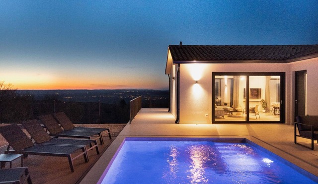 Holiday house Labin for 1 - 8 persons with 4 bedrooms - Holiday house
