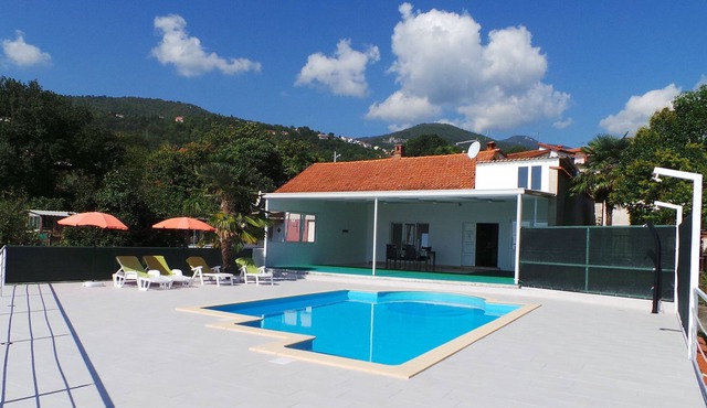 Holiday house Nina