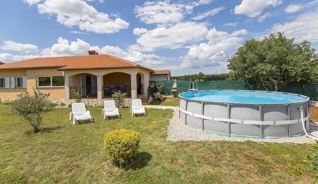 Holiday house Rea with above-ground pool near Labin, family friendly