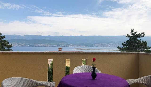 Holiday House with Green Garden and see view