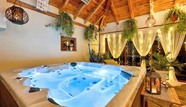 Homerez - Luxurious Villa in Turčin with Private Pool