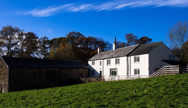 HORROCKWOOD FARM, pet friendly, with open fire in Watermillock