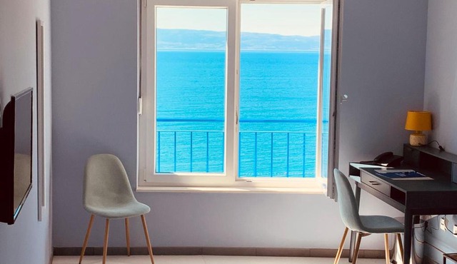 Hotel Elu Iris