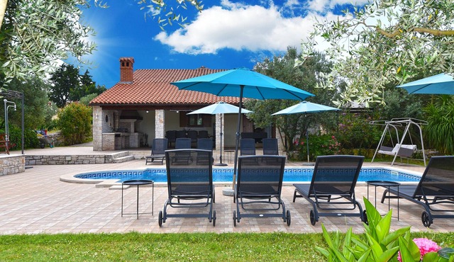 House 1187/10830 (Istria - Kavran), 3000m from the beach