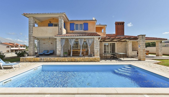 House 2326/110968 (Istria - Vodnjan), 5000m from the beach