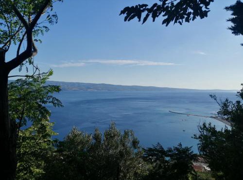 House B - with spacious terrace and beautiful view