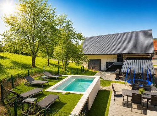 House Veles