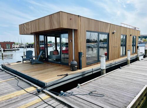 Houseboat in Amsterdam 6-pax
