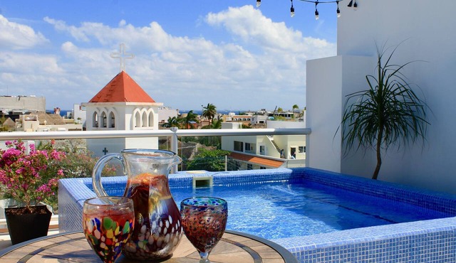 Huge Luxury Penthouse in the Heart of Playa - Oasis Chloe
