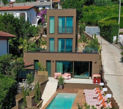 IBoutique Luxury Villa