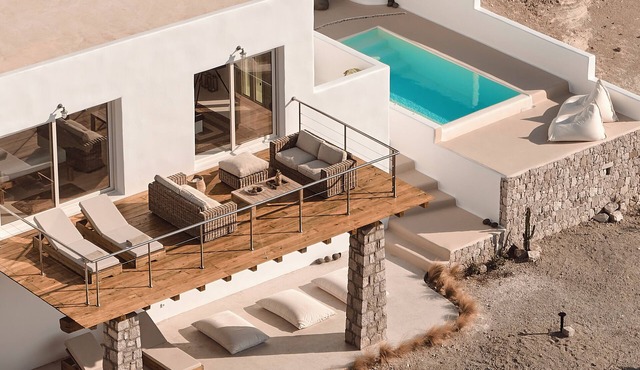 infinity seafront villa