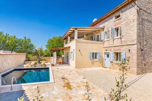 Istrian Villa Beatrice with Private Pool - Happy Rentals