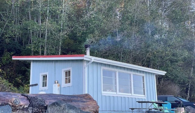 Jasper Inn Olympic Beach Cabin on the Strait of Juan De Fuca