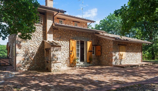La Dimora di Teresa: fairytale house in the woods, ideal for families with children.