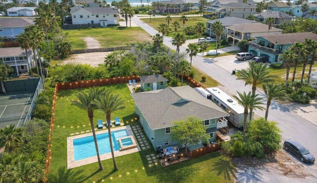 * Large Home Near Bay to Fish * New Pool