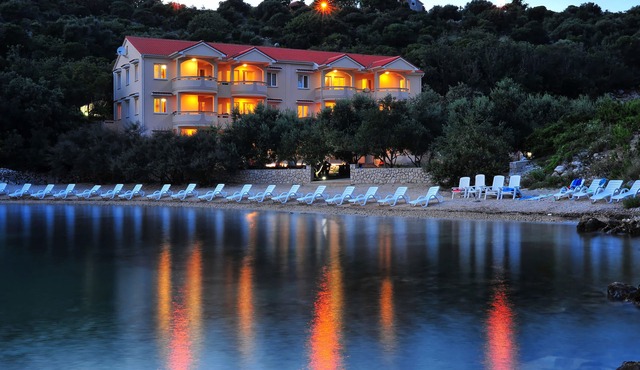 Lastura Aparthotel & Mobile Homes
