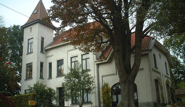 LE CHARNOIS
