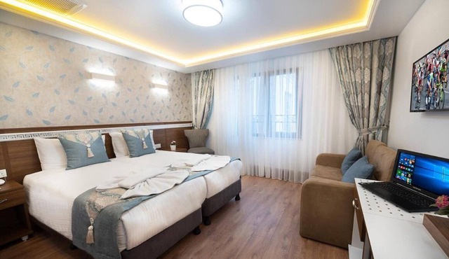 Lika Hotel - Standard Double or Twin Room in Istanbul