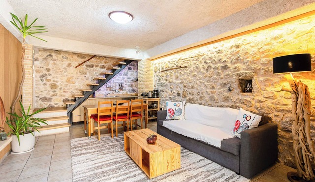 Limni Stone Apartments – Thalassa Retreat