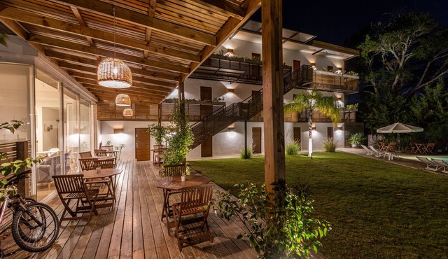 Live Hotel Boutique - Adults Only