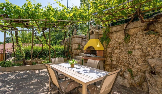 Lovely apartment for 5 people with WIFI, A/C, TV, terrace and panoramic view